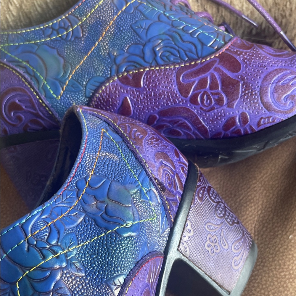 GRACOSY HANDMADE LEATHER 7.5 (38)originally $129  now $51 - Picture 8 of 9